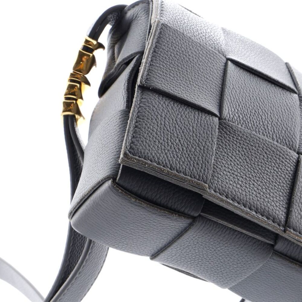 Bottega Veneta Cassette Crossbody Bag Maxi Intrecciato Grained Leather Gray - Picture 6 of 8